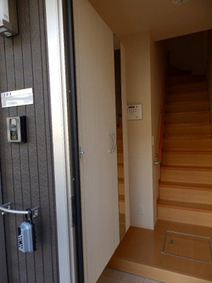 【玄関】 | ポンパドール