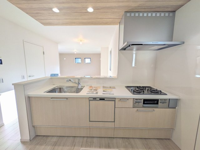 八王子市　子安町　新築一戸建て　２期のキッチン|～使い勝手の良いシステムキッチン～