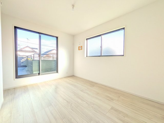 八王子市　子安町　新築一戸建て　２期の寝室|～2階6.7帖の主寝室です～