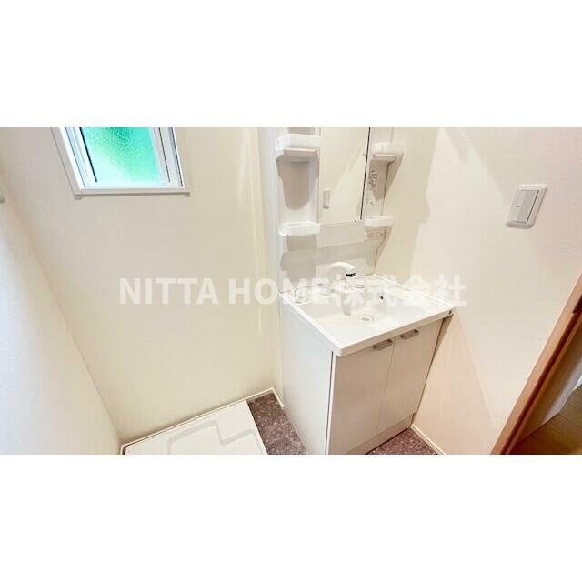 プレステージＡＧＡＫＥⅡ の独立洗面台|独立洗面台に室内洗濯機置き場も設置済み☆彡