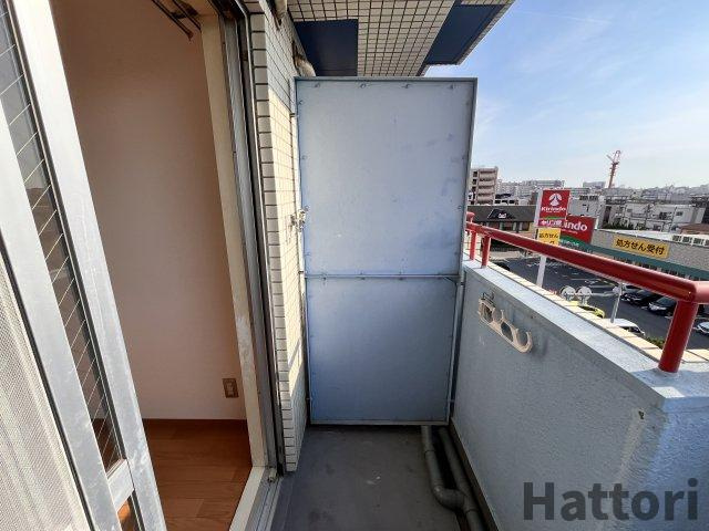 スカイフィールド豊中のバルコニー