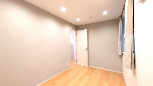 池上４１１７戸建の洋室