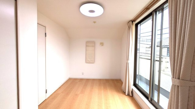池上４１１７戸建の洋室
