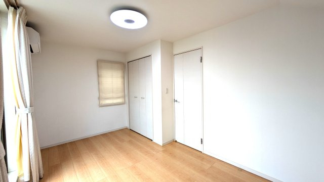 池上４１１７戸建の洋室