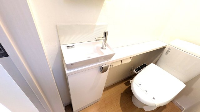 池上４１１７戸建のトイレ