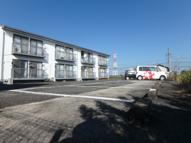 シャトルチタの駐車場