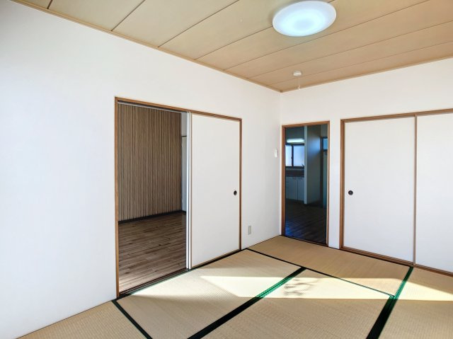 シャトルチタの和室