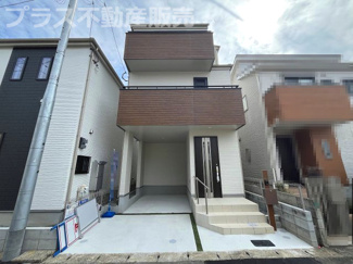 【外観】 | 現地写真。同じ物件を見るなら、プラス不動産販売にお任せ下さい。