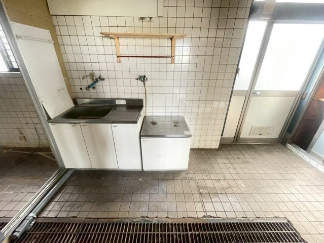 畝部西町貸店舗のキッチン