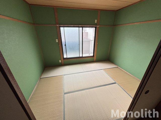 藤原ハイツの和室