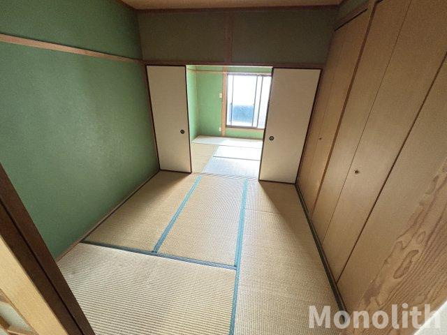 藤原ハイツの和室