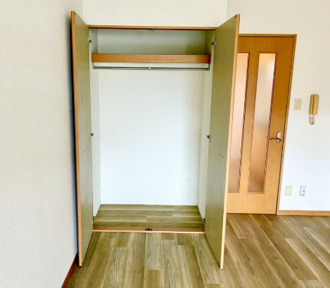 熊本市西区池田１丁目の賃貸マンションの収納