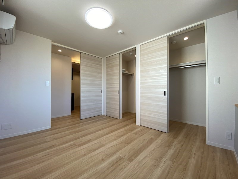 チェントロ彦右エ門の洋室|北側の洋室です