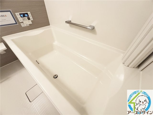 D-room沢野南の浴室