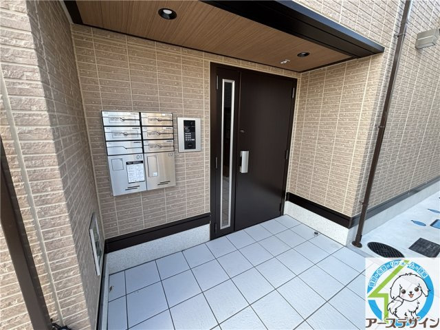 D-room沢野南のエントランス
