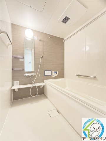 D-room沢野南の浴室