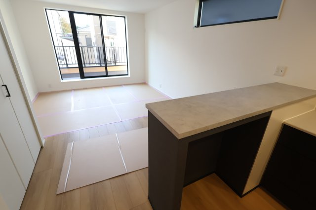 《仲介手数料無料》南区文蔵４丁目13-8(No.1)新築一戸建てメルディアのキッチン|撮影日 2025年11月20日 11:00 晴れ