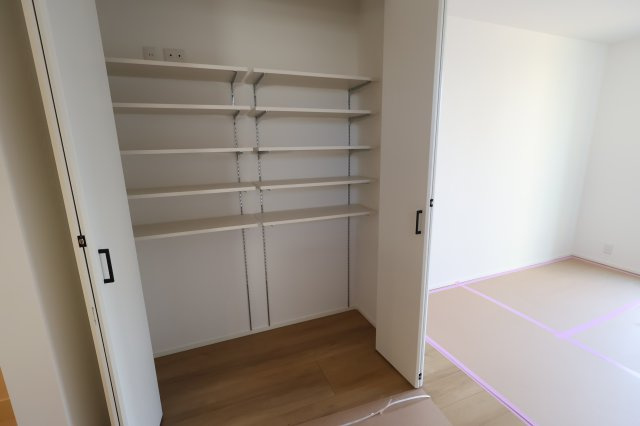 《仲介手数料無料》南区文蔵４丁目13-8(No.1)新築一戸建てメルディアの収納|撮影日 2025年11月20日 11:00 晴れ