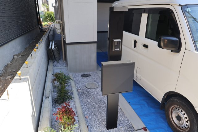 《仲介手数料無料》南区文蔵４丁目13-8(No.1)新築一戸建てメルディアのセキュリティ|撮影日 2025年11月20日 11:00 晴れ