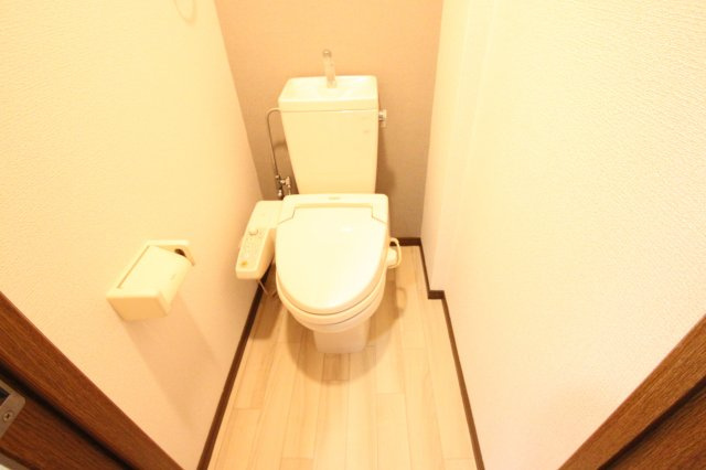 ビクトワール小阪のトイレ|別のお部屋のお写真です！