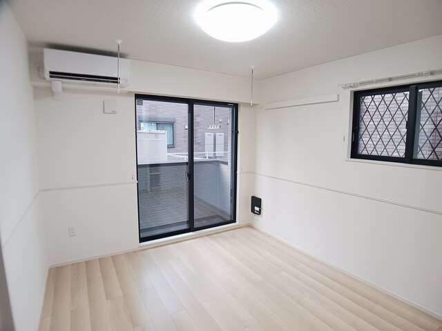 オフショアⅣの居間・リビング|その他