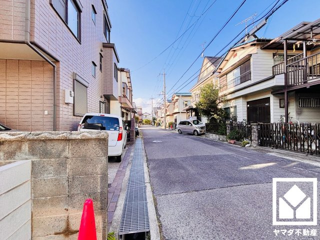 草津市上笠４丁目　2期　1号地の前面道路含む現地写真