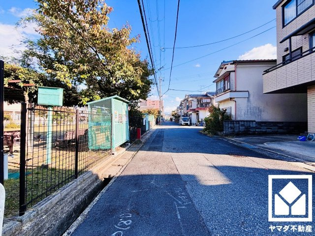 草津市上笠４丁目　2期　1号地の前面道路含む現地写真