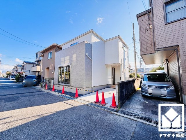 草津市上笠４丁目　2期　1号地の前面道路含む現地写真