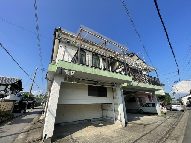 【外観】 | ファミールHIRO B | 一度みたら忘れられない、この佇まい