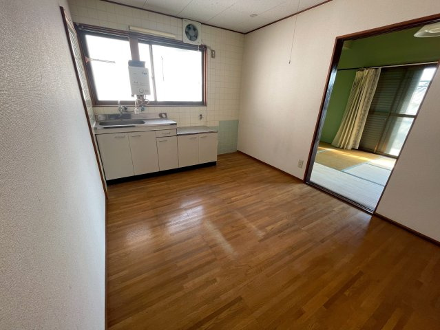 【居間・リビング】 | ファミールHIRO B | ちょうどいい、くつろぎサイズ