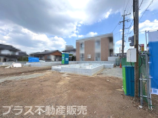 【外観】 | 現地写真。プラス不動産販売なら、現場の全ての棟をまとめてご見学頂けます。