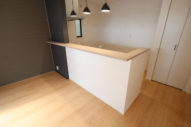 《仲介手数料無料》南区文蔵４丁目13-8新築一戸建てメルディアのキッチン|撮影日 2025年11月20日 11:00 晴れ