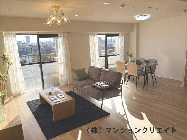 ダイアパレス西別院の居間・リビング|LDK18.3帖