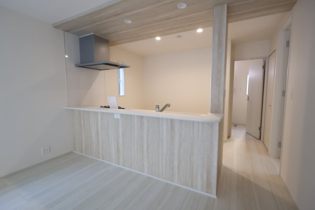 《仲介手数料無料》岩槻区上里１丁目4-18(2号棟)新築一戸建てブルーミングガーデン