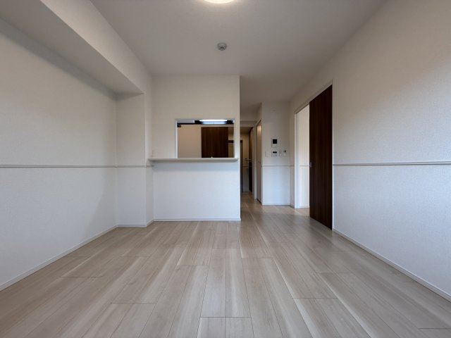 アーバンリオグランデ池田の居間・リビング