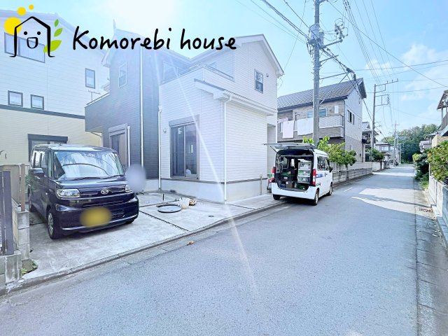 上尾市大字西門前　中古一戸建ての前面道路含む現地写真|前面道路含む現地写真です