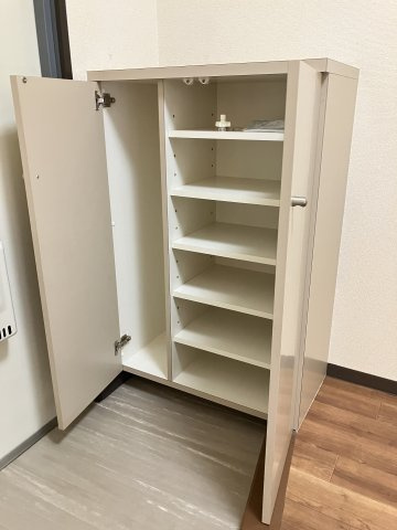 勇建ビルの収納