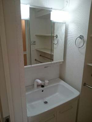 【洗面所】 | カルムＳ | 脱衣スペースもあります