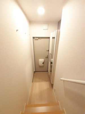 【玄関】 | コンフォート末武中 | 玄関です