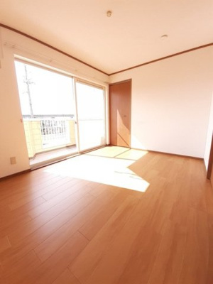 【内装】 | アンソレイユＴＮ | 内装は落ち着いています