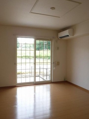 【居間・リビング】 | カーサ・フィオーレＡ | リビングです