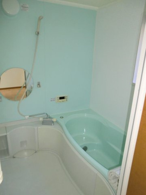 【浴室】 | ヒルサイドハウス | ＜ヒルサイドハウス＞