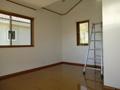 【洋室】 | ヒルサイドハウス | ＜ヒルサイドハウス＞