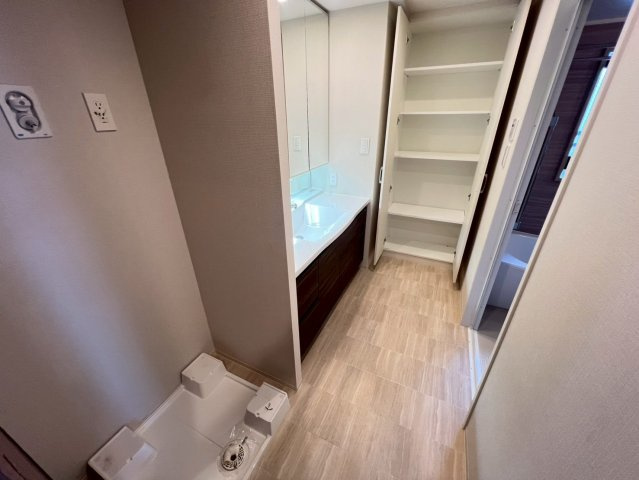 シャリエ和歌山大学前ヴェリテの洗面所