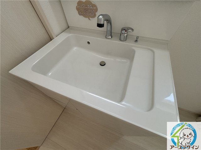 神戸市西区押部谷町西盛の新築一戸建の独立洗面台