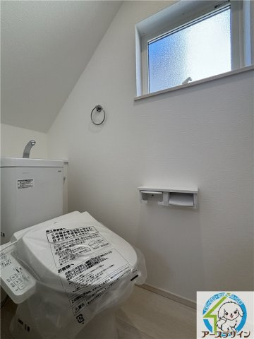 神戸市西区押部谷町西盛の新築一戸建のトイレ