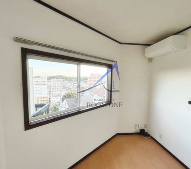 サンヒルハイツ　EASTの居間・リビング|洋室のお部屋です。