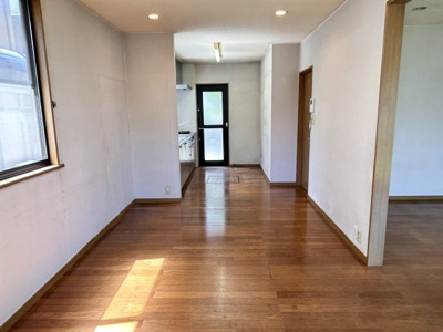 【居間・リビング】 | 四日市市桜新町１丁目 | ＬＤＫ