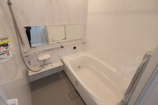 《仲介手数料無料》南区辻４丁目15-15新築一戸建てハートフルタウンの浴室|撮影日 2025年11月15日 15:30 晴れ