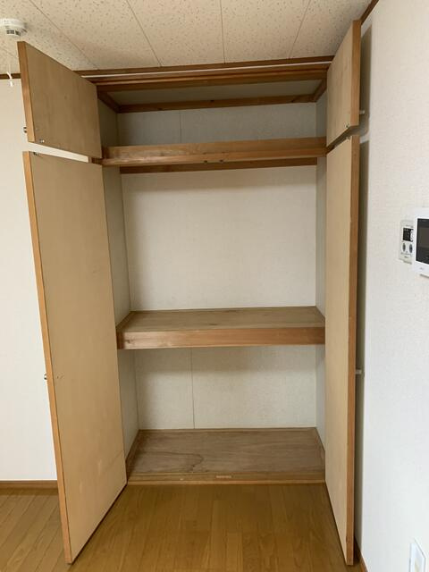 奥行きのある収納です♪